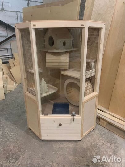 Витрина для шиншилл, аксессуары