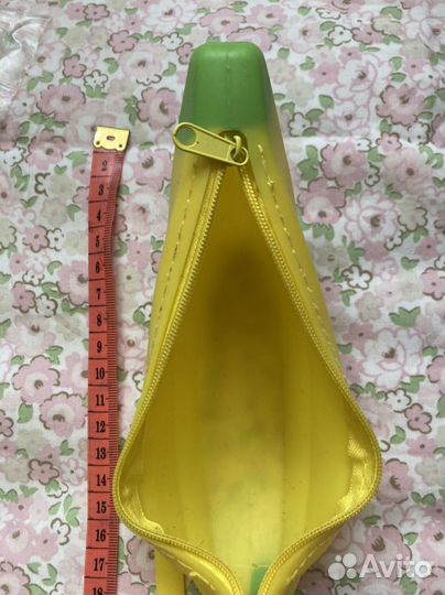 Пенал банан