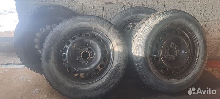 Hankook Winter I'Pike 195/65 R15 95T