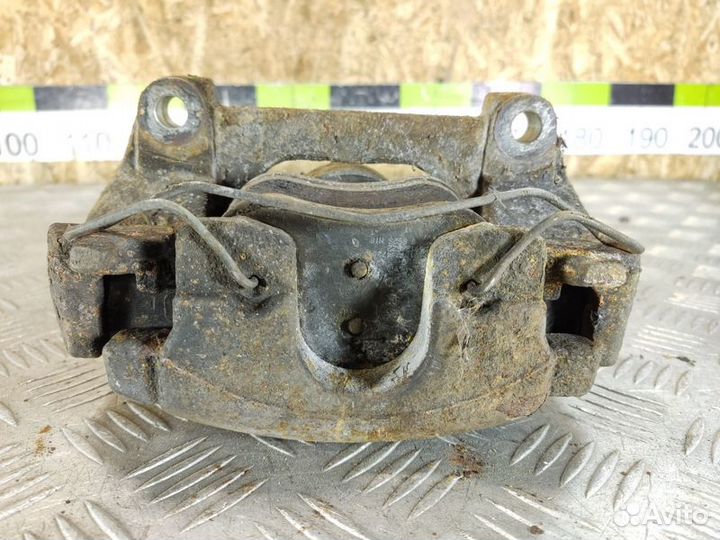 Суппорт передний левый Renault Scenic 2003 2009