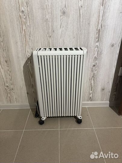 Масляный обогреватель delonghi 082021