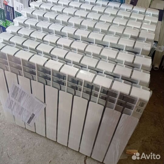 Батарея - биметаллическая Akvaroyl