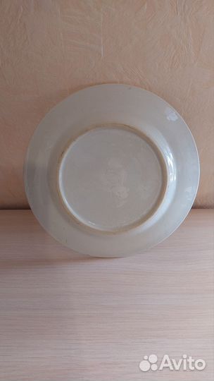 Старинная мелкая тарелка СССР (20-40гг.)