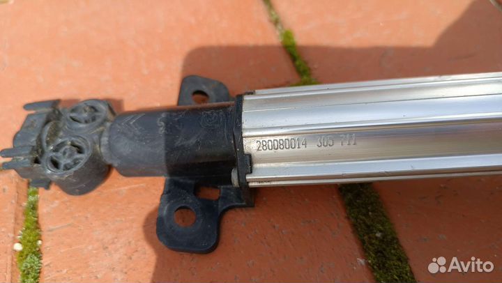 Peugeot 308 Форсунка омывателя фар