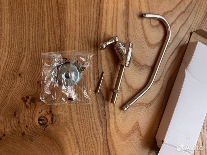 Кран для фильтра питьевой воды