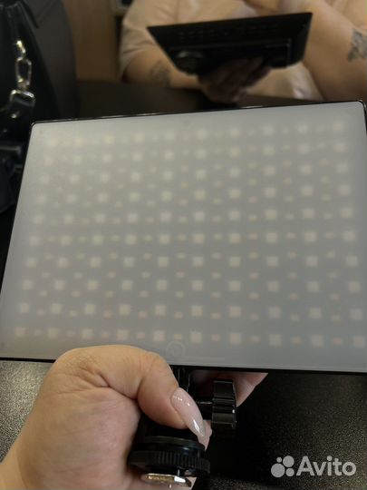 Свет Yongnuo YN-300 AIR II