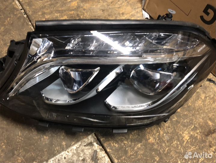 Mercedes GLS 166 фара