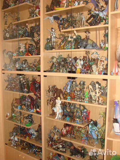 Коллекция Монстры много фигурок для создания музея