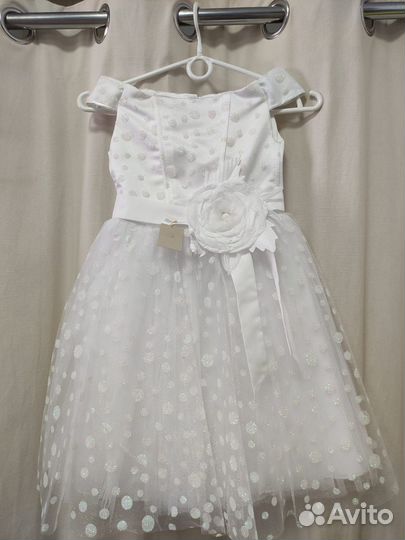 Платье для девочки новое