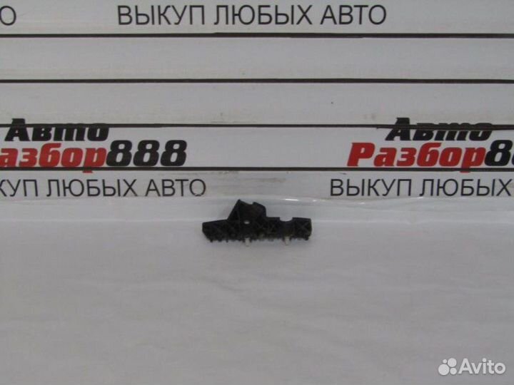 Брекет крепление бампера передний правый Hyundai