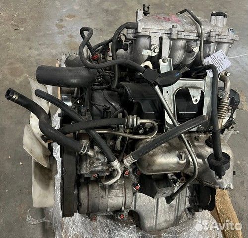 Двигатель 1000C762 Mitsubishi Pajero 4
