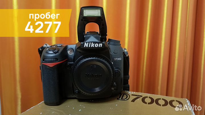 Nikon D7000 body, пробег всего 4277 кадра + 32GB