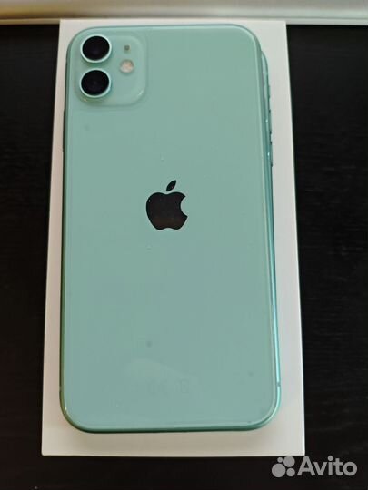 iPhone 11, 64 ГБ
