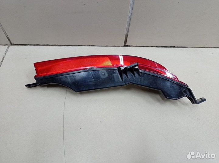 Фонарь задний в бампер левый