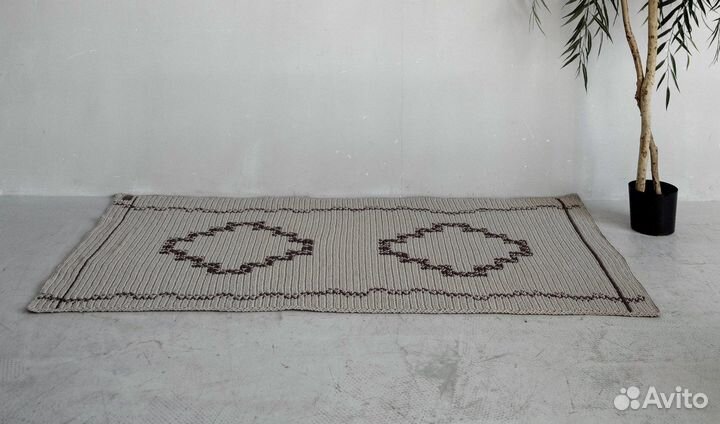 Вязаный ковер