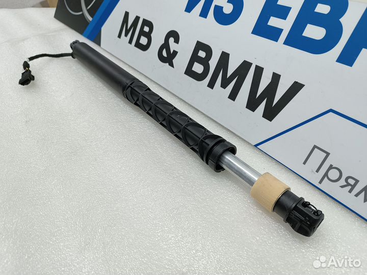 Амортизатор борта багажника BMW X5 G05 2022