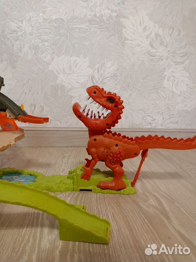 Трек для машинок