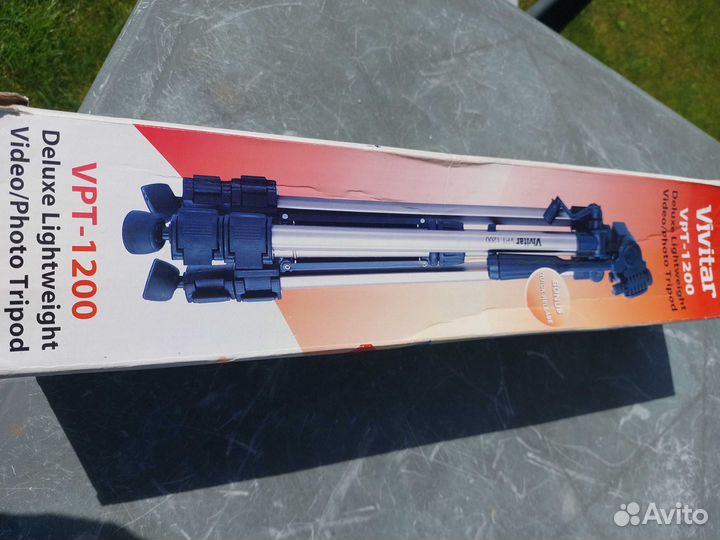 Штатив - тренога для фотоаппарата Vivitar-1200