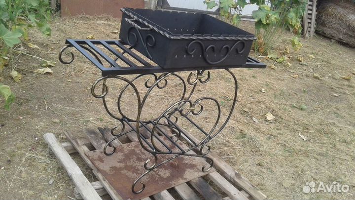Эксклюзивный кованый мангал
