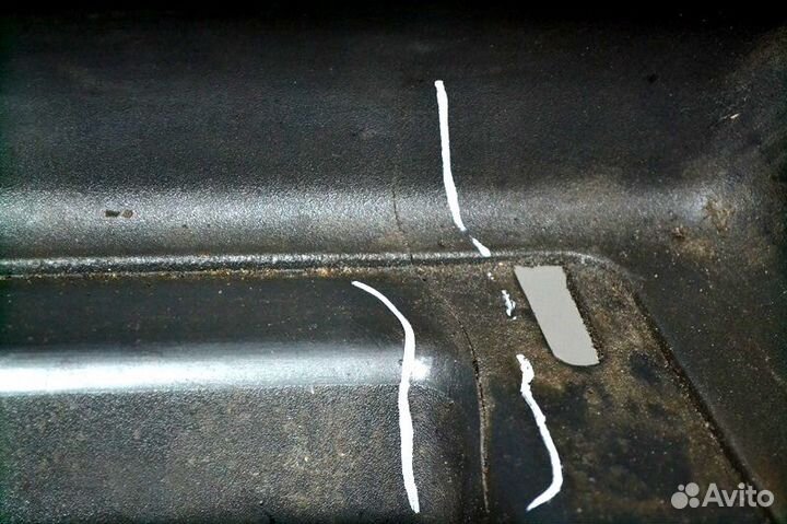 Корпус основной подножки, левый volvo FH12 1-seeri