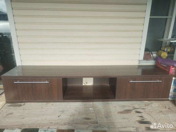 Тумба под телевизор