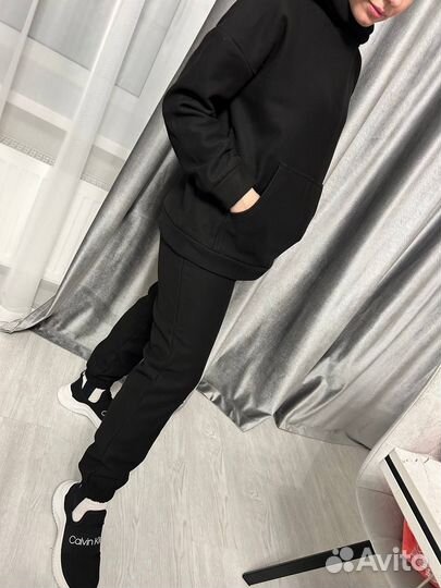 Спортивный костюм на флисе женский теплый