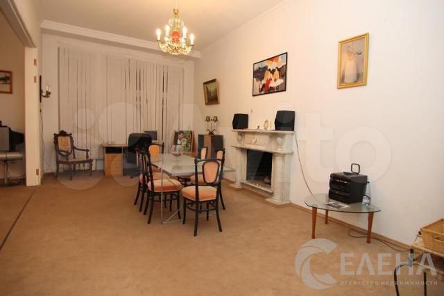 6-к. квартира, 190 м², 3/5 эт.