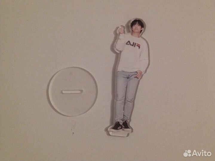 Пластиковая статуэтка техëн bts