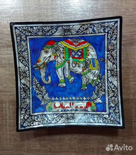 Тарелки сувенирные настенные