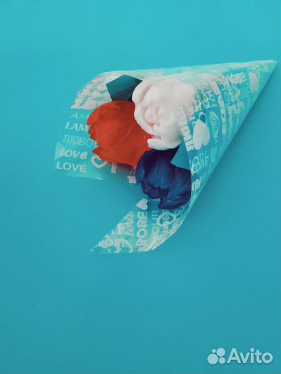 Мыло ручной работы, обогащенное эфирными маслами