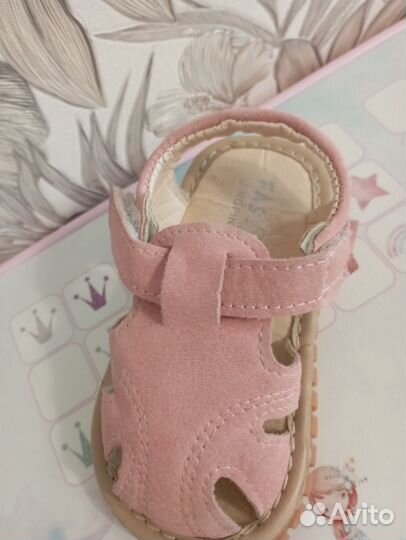 Сандалии для девочки