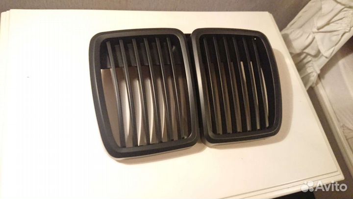 Ноздри матовые BMW E30