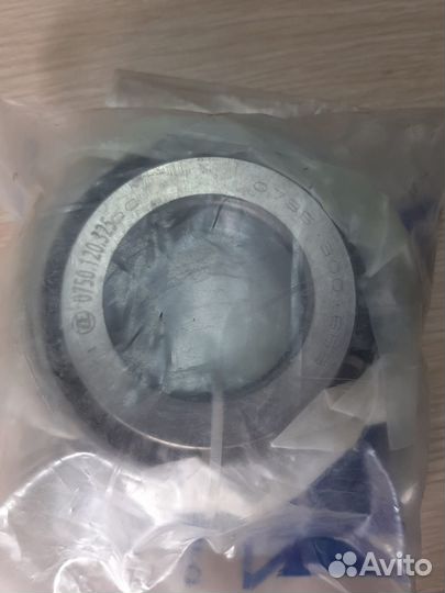 Подшипник ступицы ZF