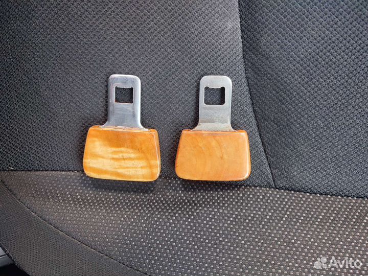 Заглушка для ремня безопасности