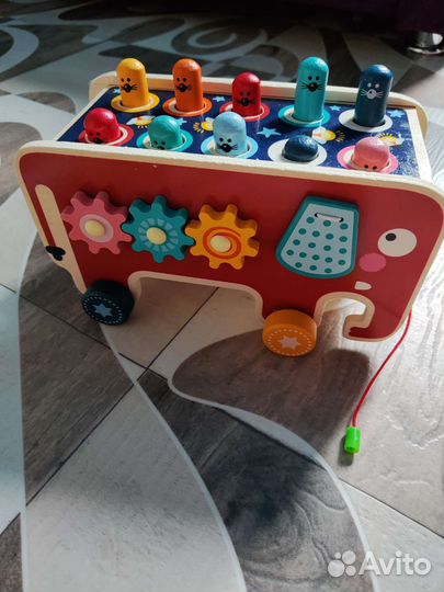 Развивающий бизиборд слон