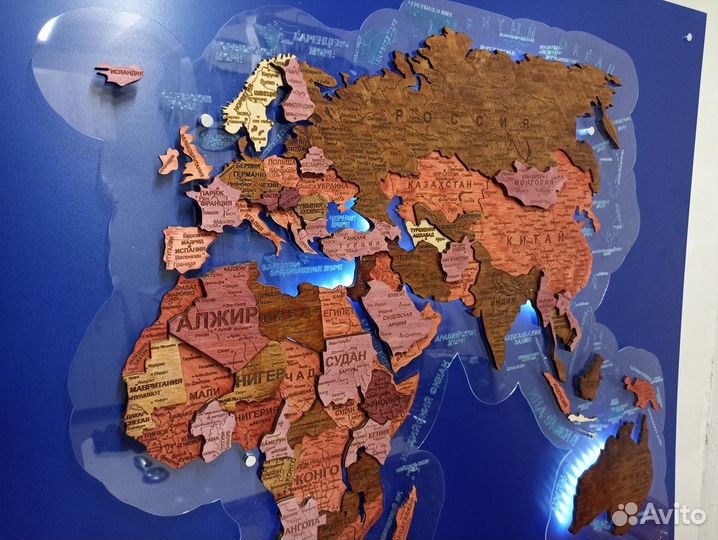 Карта мира с подсветкой