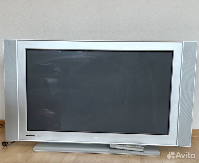 Телевизор philips, диагональ 107