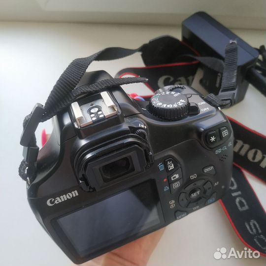 Зеркальный фотоаппарат canon eos 1100d