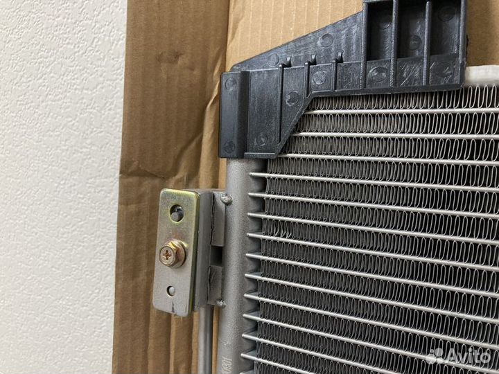 Радиатор кондиционера Митсубиси Аутлендер 12