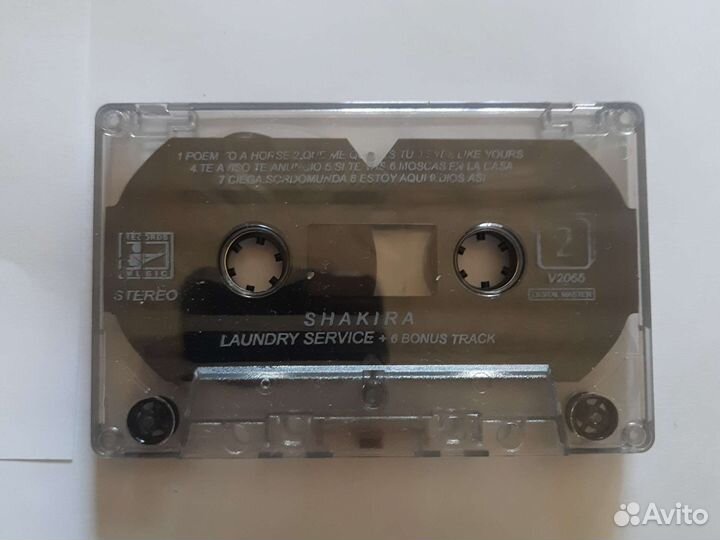 Аудиокассета Shakira Laundry Service 6 bonus track