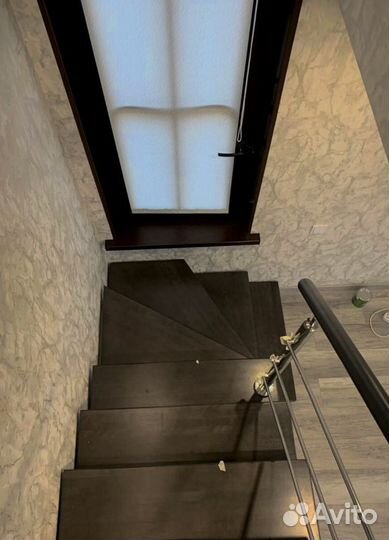 Г-образная лестница