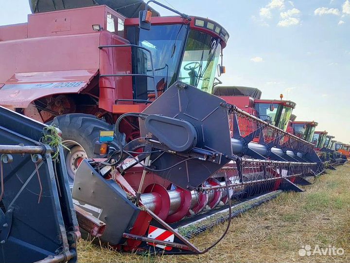 Уборка урожая комбайн