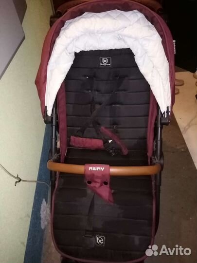 Прогулочная коляска