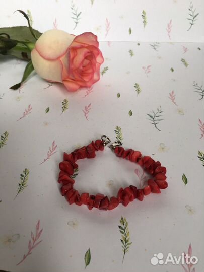 Браслет коралл