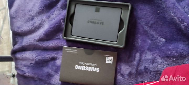 Ssd SATA 2.5 на 1t samsung