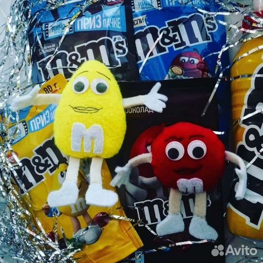 Подарочный бокс игрушка+сладости