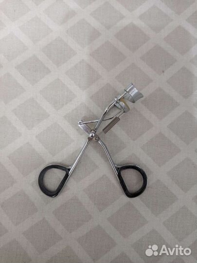 Щипцы для завивки ресниц