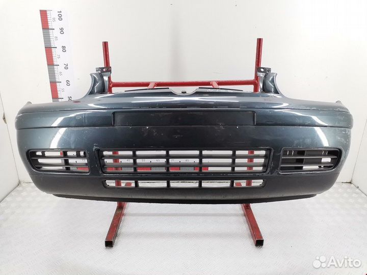 Бампер передний для Volkswagen Golf 4 1J0807217C