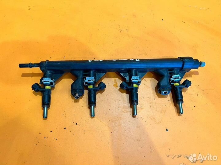 Форсунка топливная на Peugeot 308