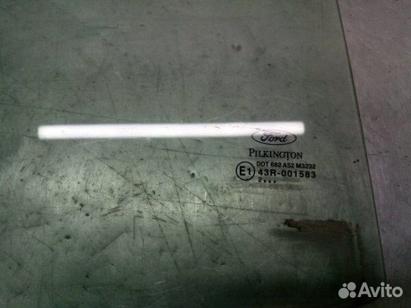 Стекло двери заднее правое Ford Fusion 2002-2012